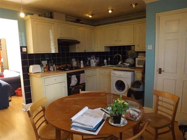  Image of 4 bedroom Terraced house for sale in Richmond Road Brighton BN2 at Brighton East Sussex Brighton, BN2 3RN