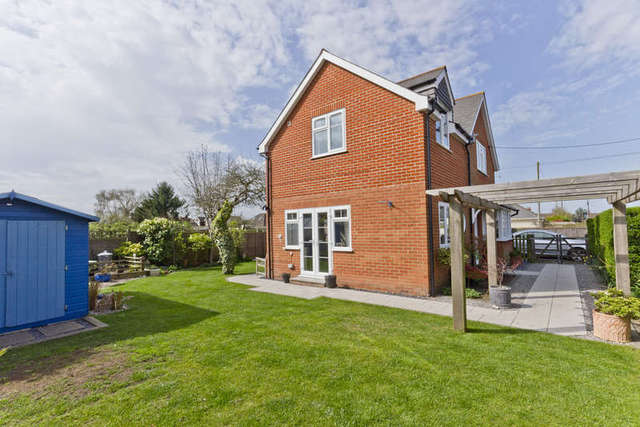  Image of 3 bedroom Detached house for sale in Cloughs Road Ringwood BH24 at Ringwood Hampshire, BH24 1UX