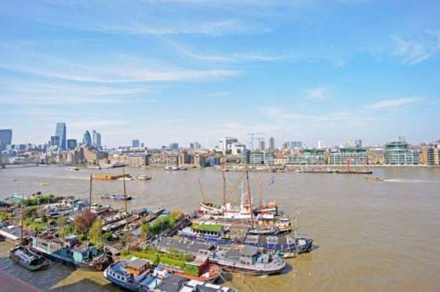  Image of 3 bedroom Flat for sale in Bermondsey Wall West London SE16 at 27 Bermondsey Wall West London Bermondsey, SE16 4TN