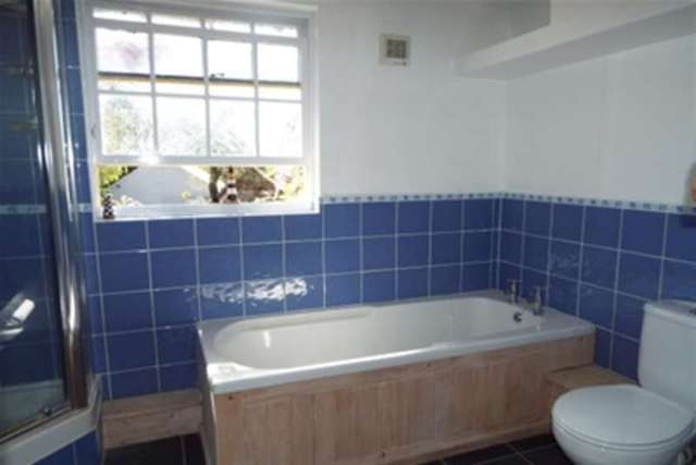  Image of 2 bedroom Detached house to rent in Winchester Road Romsey SO51 at Romsey, SO51 8JB