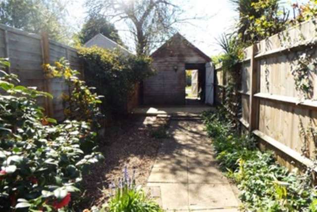  Image of 2 bedroom Detached house to rent in Winchester Road Romsey SO51 at Romsey, SO51 8JB
