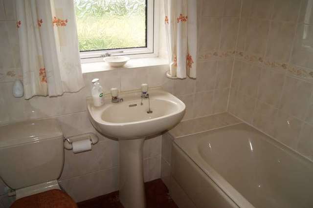  Image of 3 bedroom Detached house to rent in Rooks Nest Road Outwood Wakefield WF1 at Outwood Wakefield Outwood, WF1 3DX