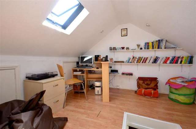  Image of 2 bedroom Terraced house for sale in Rose Street Tonbridge TN9 at Tonbridge Kent Tonbridge, TN9 2BN