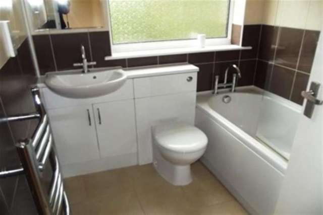  Image of 2 bedroom Maisonette to rent in Rose Valley Brentwood CM14 at Brentwood, CM14 4HT