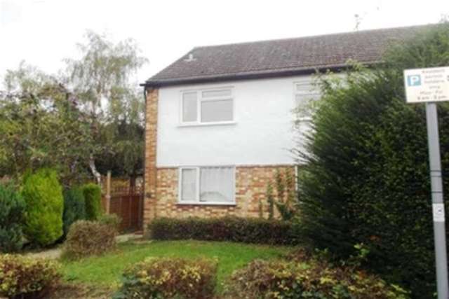  Image of 2 bedroom Maisonette to rent in Rose Valley Brentwood CM14 at Brentwood, CM14 4HT