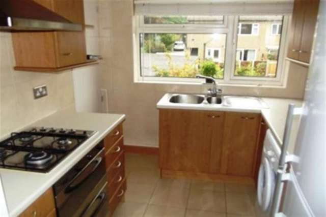  Image of 2 bedroom Maisonette to rent in Rose Valley Brentwood CM14 at Brentwood, CM14 4HT