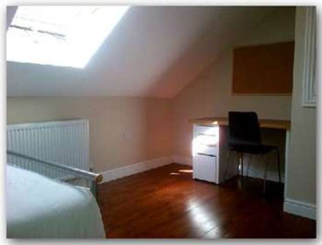  Image of 7 bedroom House Share to rent in Rothesay Avenue Nottingham NG7 at Lenton Bristol Lenton, NG7 1PW