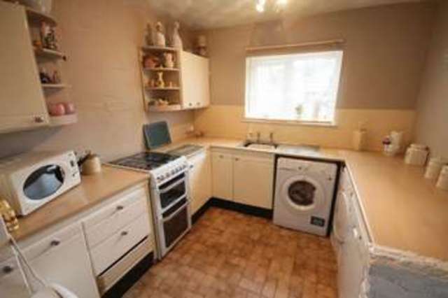 Image of 3 bedroom Terraced house for sale in Roundhills Waltham Abbey EN9 at Roundhills  Waltham Abbey, EN9 1TP