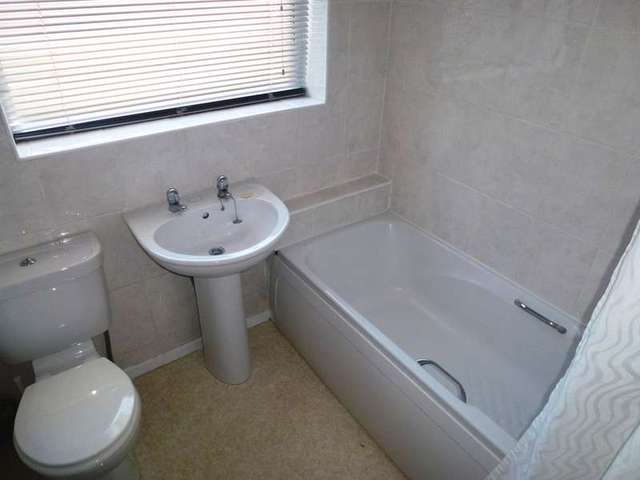  Image of 3 bedroom Detached house for sale in Routh Avenue Castle Donington Derby DE74 at Castle Donington Castle Donington Derbyshire, DE74 2NA