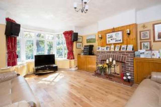  Image of 4 bedroom Detached house for sale in Rushington Lane Totton Southampton SO40 at Rushington Lane Totton Southampton, SO40 9AA