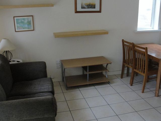  Image of 1 bedroom Terraced house for sale in Russell Gardens Sipson West Drayton UB7 at Russell Gardens Sipson West Drayton, UB7 0LR
