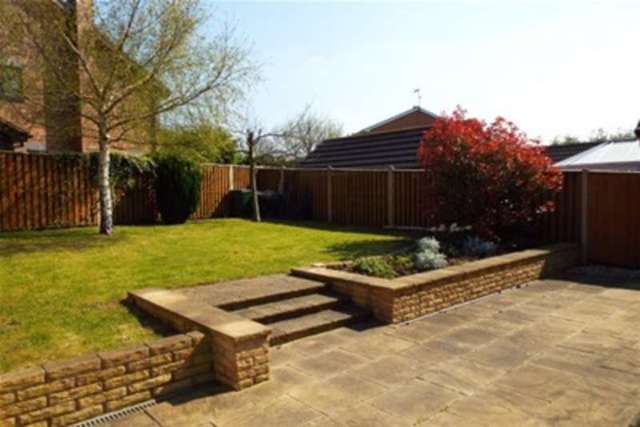  Image of 4 bedroom Detached house to rent in Saltby Green West Bridgford Nottingham NG2 at Nottingham, NG2 7UT