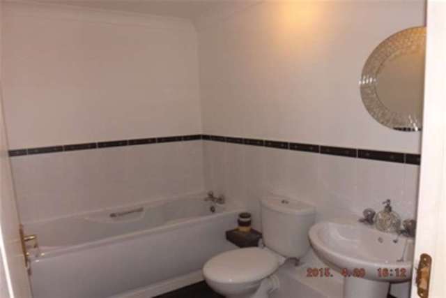  Image of Flat to rent in Scott Place Bellshill ML4 at Bellshill, ML4 1LL