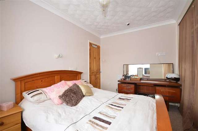  Image of 3 bedroom End of Terrace for sale in Settington Avenue Chatham ME5 at Chatham Kent Chatham, ME5 0AG