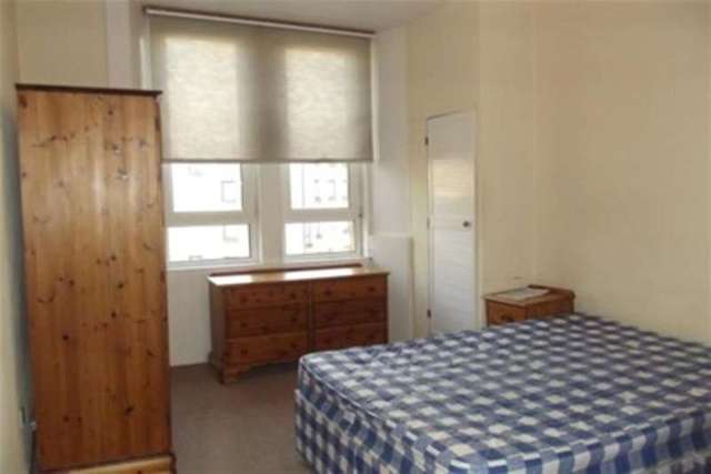  Image of 1 bedroom Flat to rent in Shakespeare Street Glasgow G20 at Glasgow, G20 8TJ