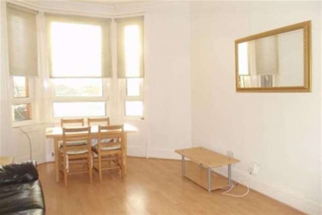  Image of 1 bedroom Flat to rent in Shakespeare Street Glasgow G20 at Glasgow, G20 8TJ
