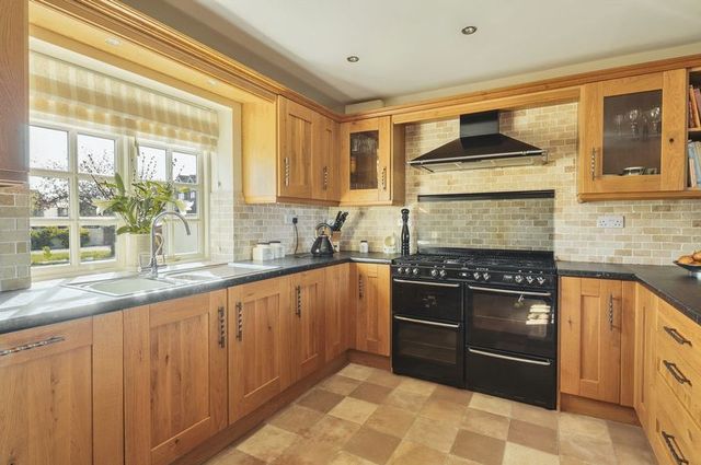  Image of 4 bedroom Property for sale in Common Road Shelfanger Diss IP22 at Common Road Shelfanger Diss, IP22 2DP
