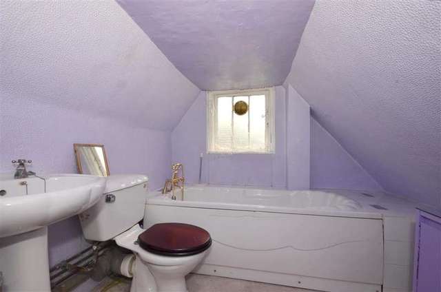  Image of 3 bedroom Semi-Detached house for sale in Shipbourne Road Tonbridge TN10 at Tonbridge Kent Tonbridge, TN10 3DN