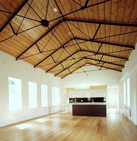  Image of 3 bedroom Cottage to rent in Shooters Hill Road London SE18 at Shooters Hill Road Blackheath London, SE18 4LP