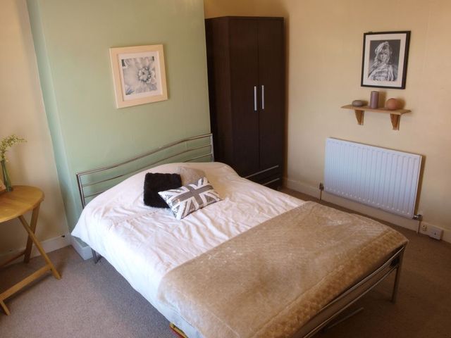  Image of 2 bedroom Terraced house for sale in Sleaford Road Newark NG24 at Sleaford Road  Newark, NG24 1NN