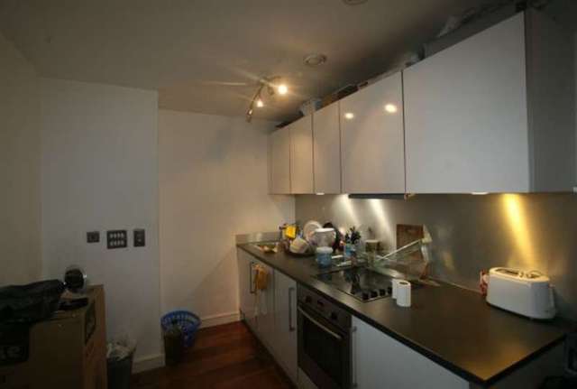  Image of 1 bedroom Flat for sale in High Street Slough SL1 at High Street  Slough, SL1 1EL