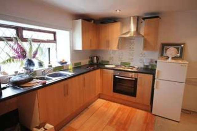  Image of 5 bedroom Detached house to rent in Bottomley Road Todmorden OL14 at Bottomley Road Walsden Todmorden, OL14 6QZ