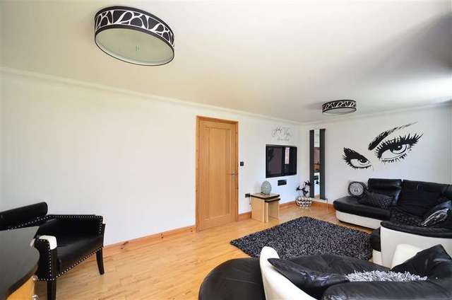  Image of 3 bedroom Bungalow for sale in South Street Whitstable CT5 at Whitstable Kent Whitstable, CT5 3DX