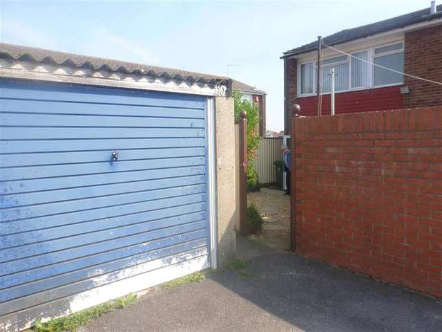  Image of 2 bedroom End of Terrace for sale in Southampton Road Cosham Portsmouth PO6 at Portsmouth Hampshire Portsmouth, PO6 4RX