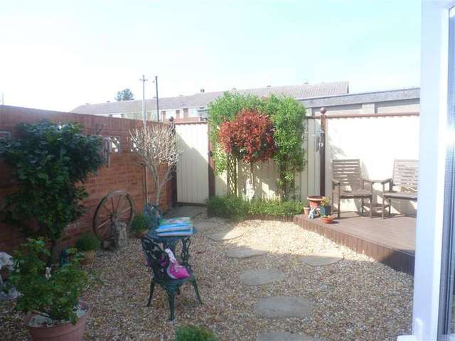  Image of 2 bedroom End of Terrace for sale in Southampton Road Cosham Portsmouth PO6 at Portsmouth Hampshire Portsmouth, PO6 4RX