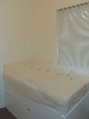  Image of 1 bedroom Studio flat to rent in Southampton Street Reading RG1 at Southampton Street  Reading, RG1 2QU