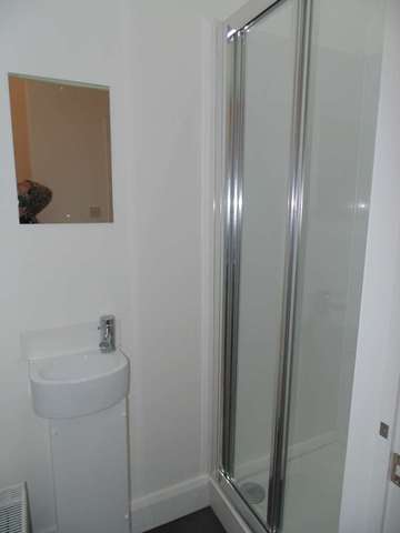  Image of 1 bedroom Studio flat to rent in Southampton Street Reading RG1 at Southampton Street  Reading, RG1 2QU