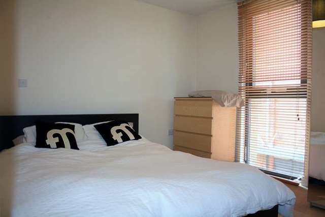  Image of 1 bedroom Flat to rent in St. John