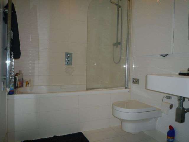  Image of 1 bedroom Apartment to rent in Blackfriars Road Salford M3 at Blackfriars Road  Salford, M3 7BT