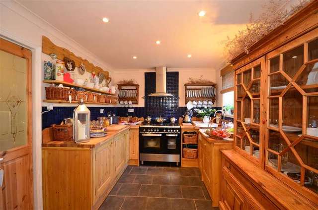  Image of 3 bedroom Semi-Detached house for sale in Springwood Avenue Waterlooville PO7 at Waterlooville Hampshire Waterlooville, PO7 8JA