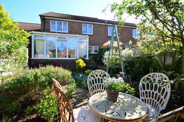  Image of 3 bedroom Semi-Detached house for sale in Springwood Avenue Waterlooville PO7 at Waterlooville Hampshire Waterlooville, PO7 8JA