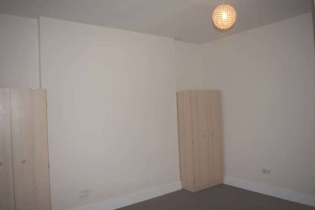  Image of 1 bedroom Flat to rent in Stopford Road London E13 at Stopford Road Plaistow London, E13 0LY