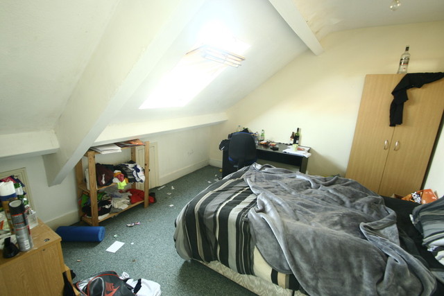  Image of 7 bedroom House Share to rent in Queens Road Jesmond Newcastle upon Tyne NE2 at Queens Road Jesmond Newcastle Upon Tyne, NE2 2PR