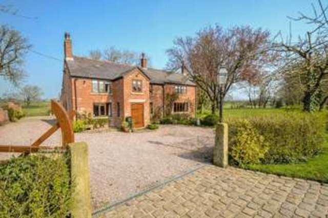  Image of 4 bedroom Detached house for sale in Drumacre Lane East Longton Preston PR4 at Drumacre Lane East Longton Preston, PR4 4SD
