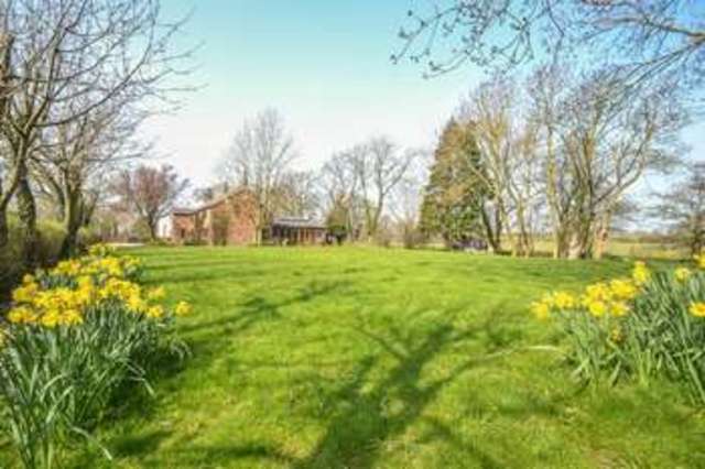  Image of 4 bedroom Detached house for sale in Drumacre Lane East Longton Preston PR4 at Drumacre Lane East Longton Preston, PR4 4SD