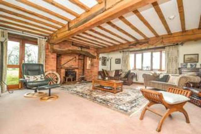  Image of 4 bedroom Detached house for sale in Drumacre Lane East Longton Preston PR4 at Drumacre Lane East Longton Preston, PR4 4SD