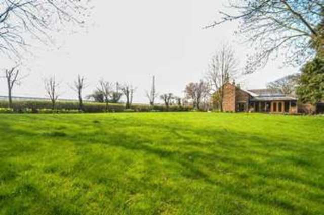  Image of 4 bedroom Detached house for sale in Drumacre Lane East Longton Preston PR4 at Drumacre Lane East Longton Preston, PR4 4SD