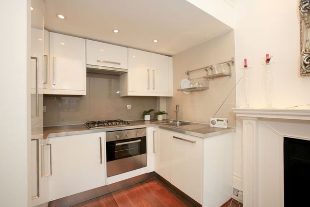  Image of 1 bedroom Ground Flat to rent in Sutherland Avenue London W9 at Sutherland Avenue  Maida Vale, W9 2HG