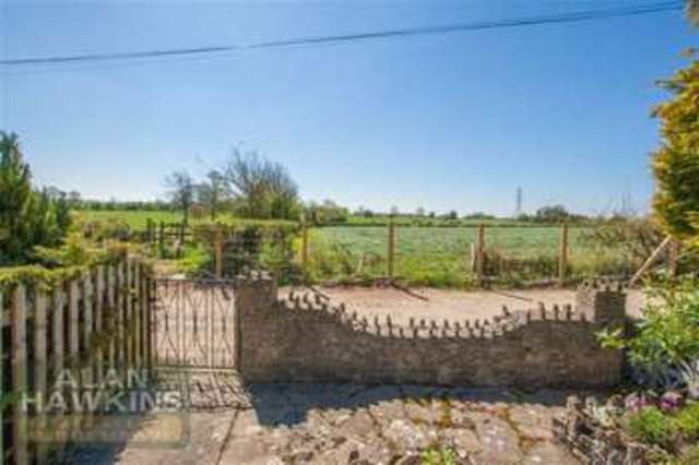  Image of 2 bedroom Cottage for sale in Battlewell Purton Swindon SN5 at Battlewell Swindon Swindon, SN5 4BT