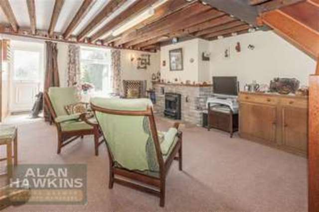  Image of 2 bedroom Cottage for sale in Battlewell Purton Swindon SN5 at Battlewell Swindon Swindon, SN5 4BT