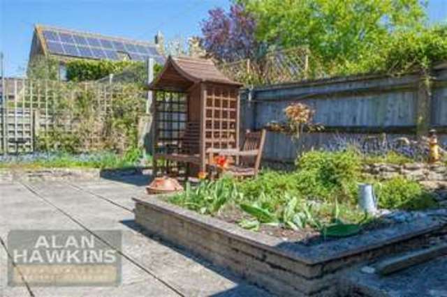  Image of 2 bedroom Cottage for sale in Battlewell Purton Swindon SN5 at Battlewell Swindon Swindon, SN5 4BT