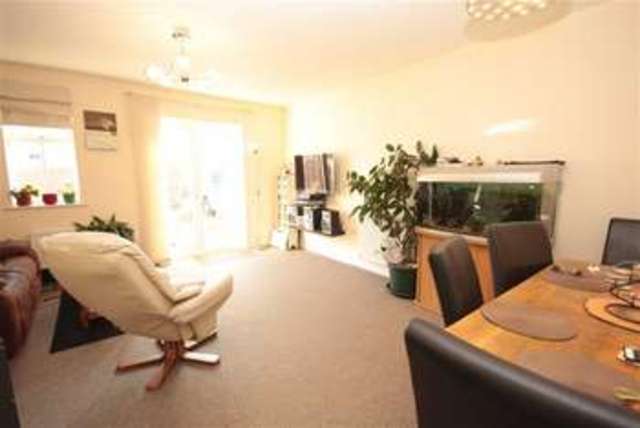  Image of 4 bedroom Property for sale in East Wichel Way Swindon SN1 at East Wichel Way Swindon Swindon, SN1 7AE