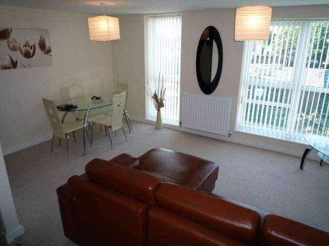  Image of 2 bedroom Apartment to rent in Ashton Old Road Openshaw Manchester M11 at Ashton Old Road  Manchester, M11 2DL