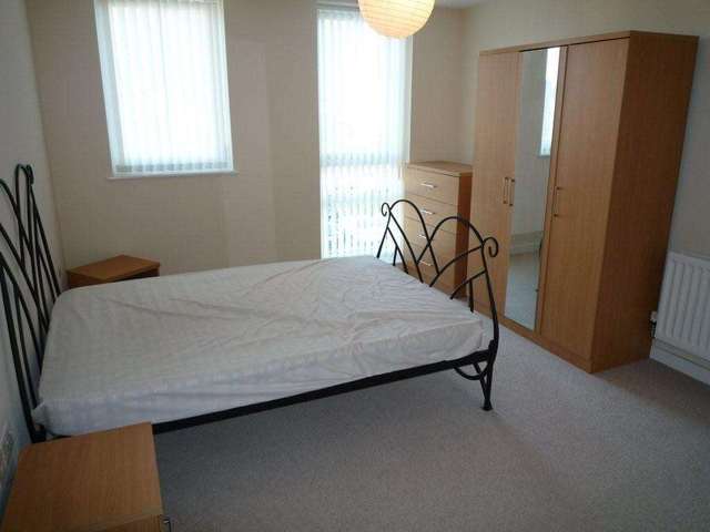  Image of 2 bedroom Apartment to rent in Ashton Old Road Openshaw Manchester M11 at Ashton Old Road  Manchester, M11 2DL