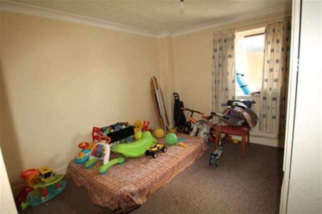  Image of 2 bedroom Flat to rent in Tavistock Road Croydon CR0 at Croydon, CR0 2AT