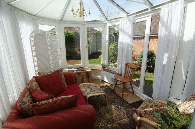  Image of 3 bedroom Detached house for sale in Teviot Close Guildford GU2 at Teviot Close  Guildford, GU2 9GS